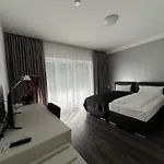 Victoria Living Hotel