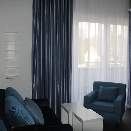 מלון Victoria Living