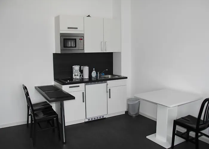 Victoria Living 酒店 3*